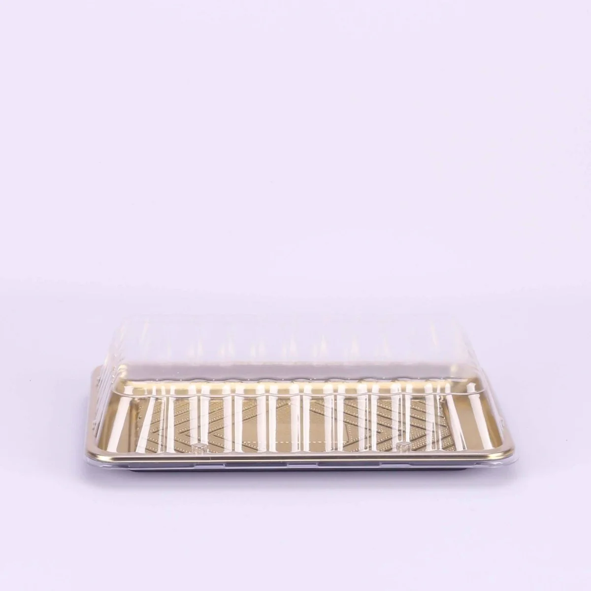 Gold Base Rectangle Cake Container With Lid - Image 5